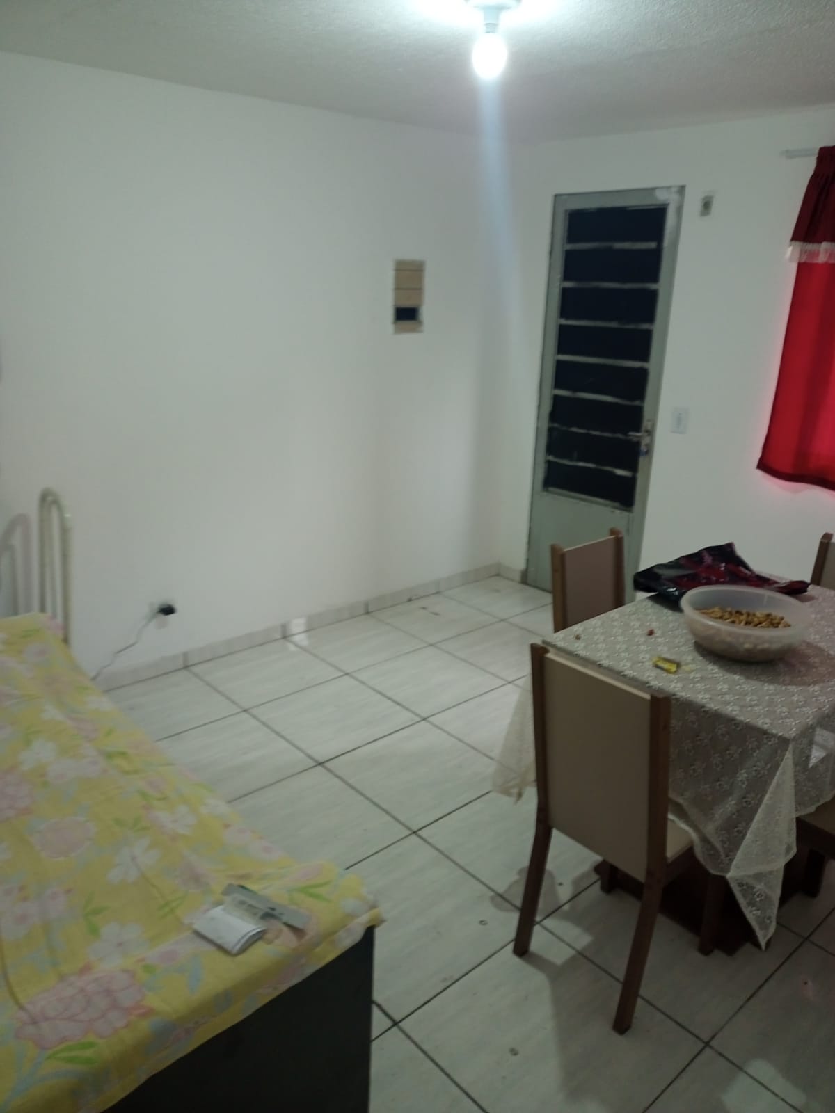 JARDIM PARANAVAI - MAUÁ - SP - 04 Cômodos - Banheiro - Lavanderia - VALOR R$ 160.000,00