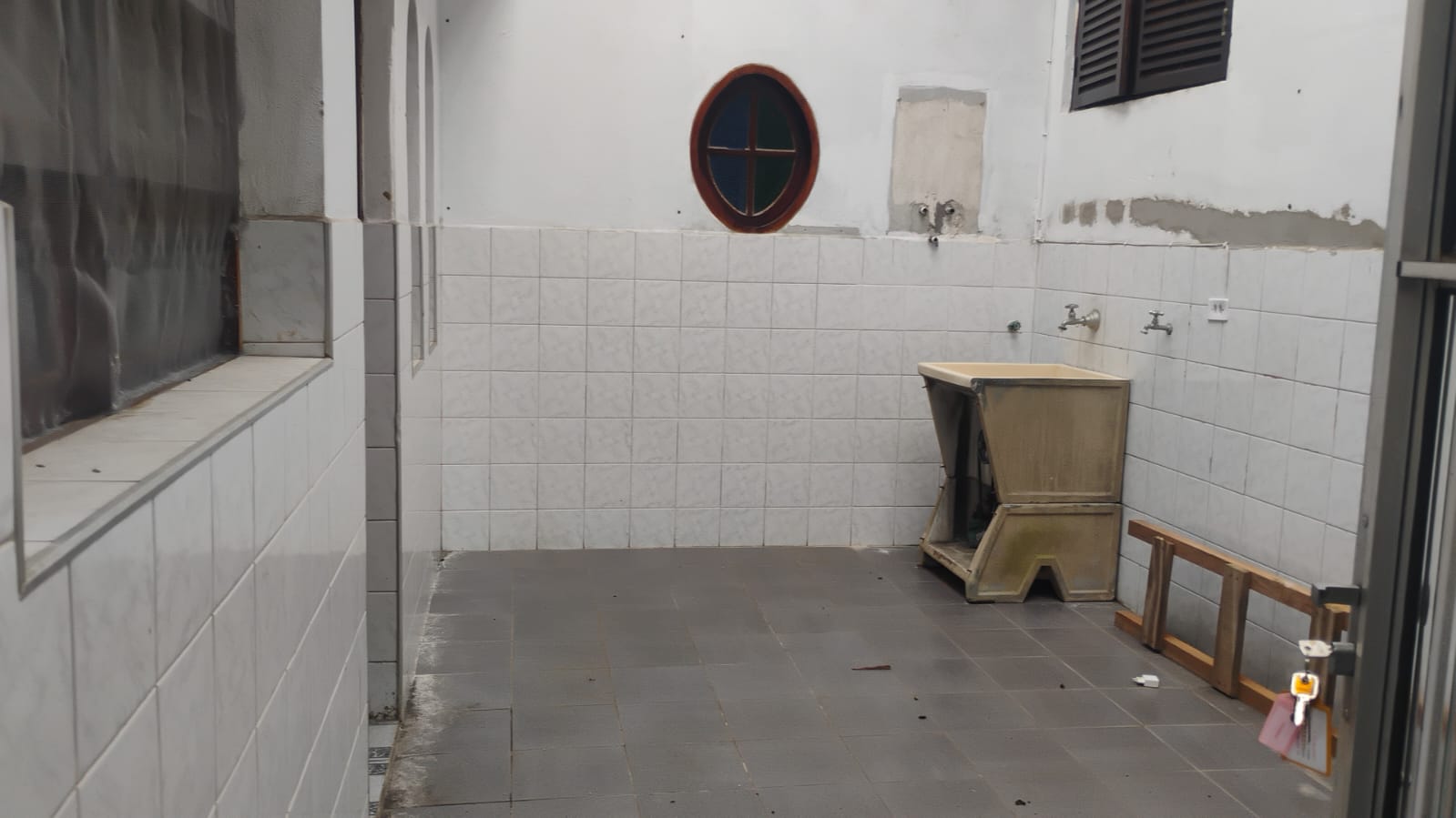 WhatsApp Image 2025-10-14 at 17.43.50 (2).jpeg