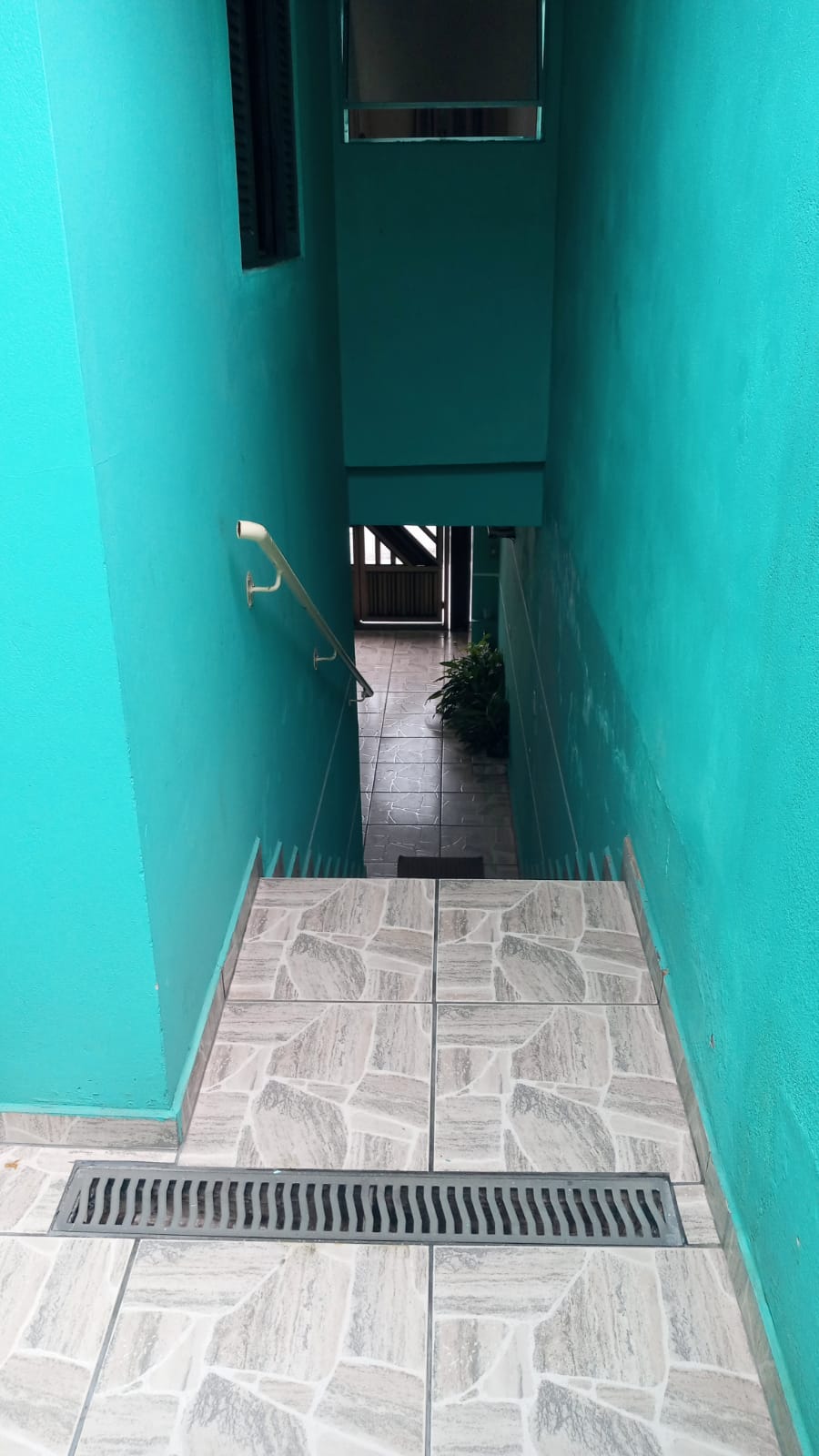 JARDIM PRIMAVERA - MAUÁ - SP - Casa com 05 Cômodos - 02 Banheiros - Lavanderia - Garagem - VALOR R$ 550.000,00