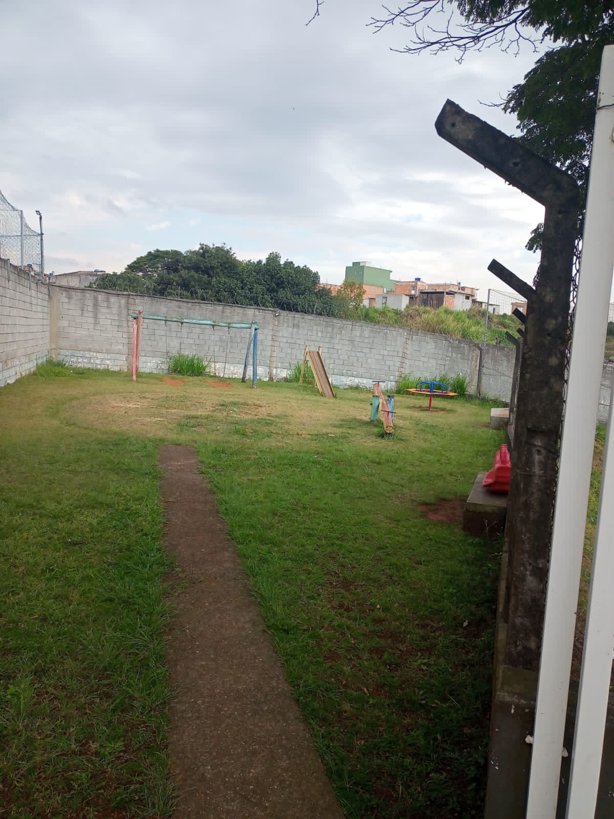 JARDIM PARANAVAI - MAUÁ - SP - 04 Cômodos - Banheiro - Lavanderia - VALOR R$ 160.000,00