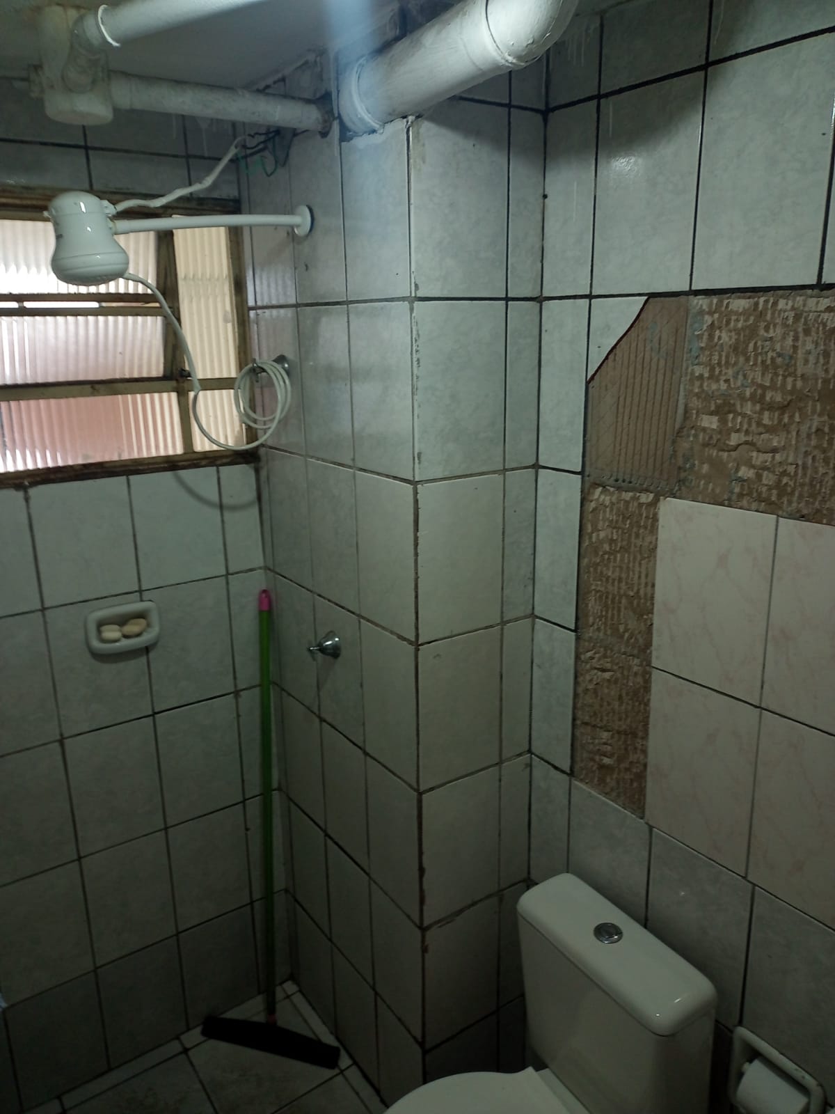 JARDIM PARANAVAI - MAUÁ - SP - 04 Cômodos - Banheiro - Lavanderia - VALOR R$ 160.000,00