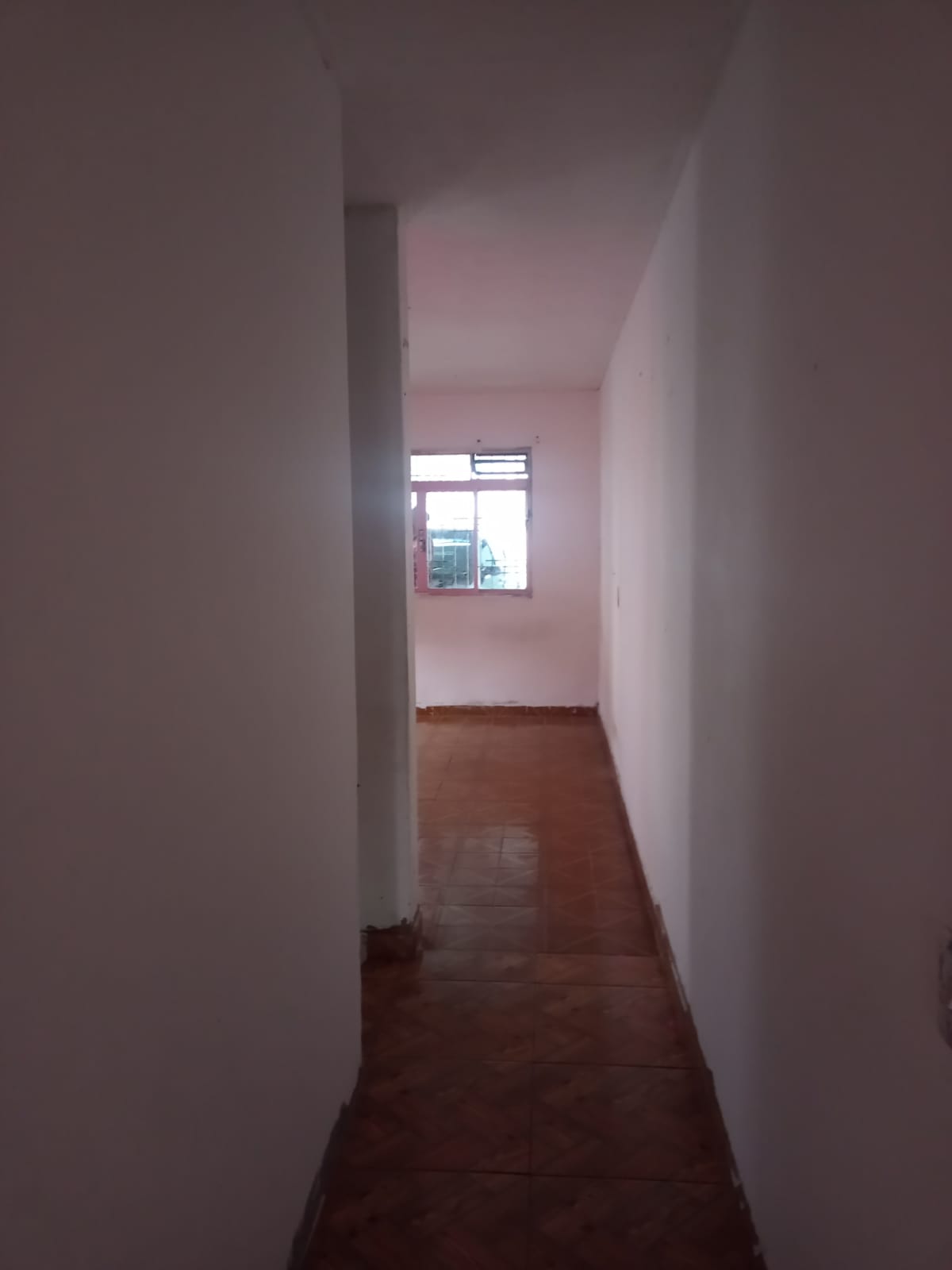 PARQUE BANDEIRANTES - MAUÁ - SP - 06 Cômodos - 02 Banheiros - Lavandeira - Vaga P/ Garagem -  VALOR R$ 290.000,00