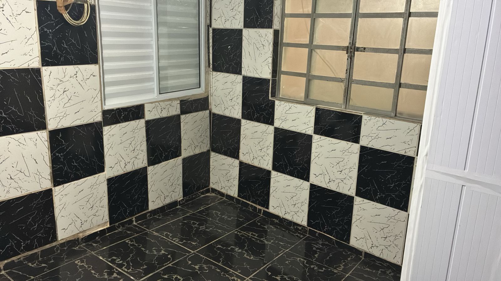 JARDIM IPÊ - Quarto 01