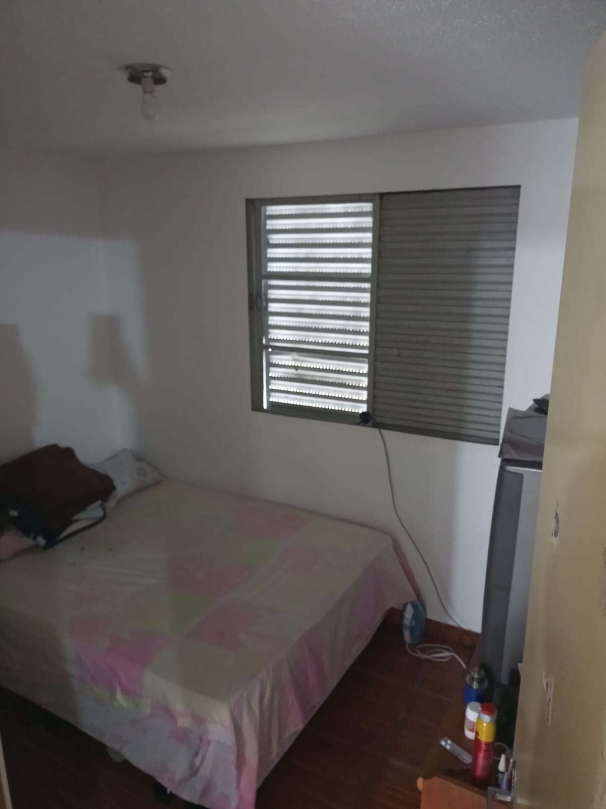 JARDIM PARANAVAI - MAUÁ - SP - 04 Cômodos - Banheiro - Lavanderia - VALOR R$ 160.000,00