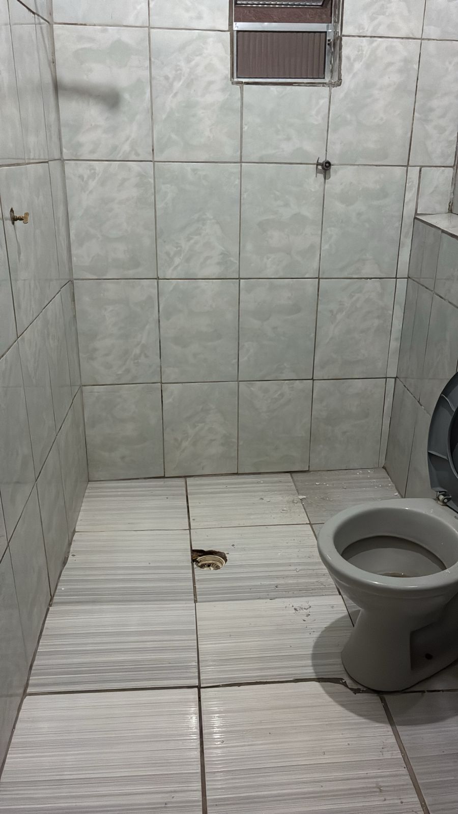 JARDIM ITAUSSU - Banheiro