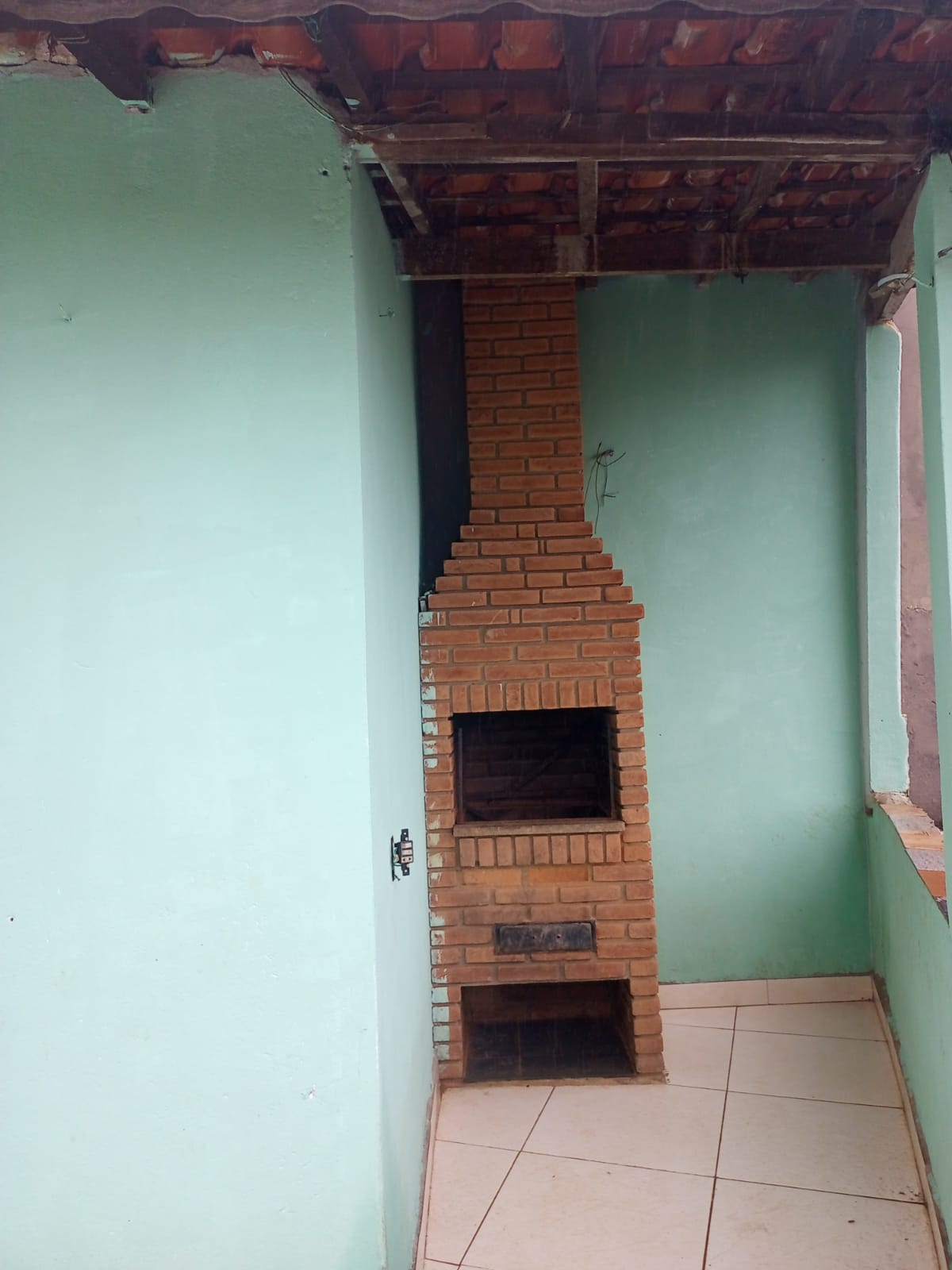 PARQUE BANDEIRANTES - MAUÁ - SP - 06 Cômodos - 02 Banheiros - Lavandeira - Vaga P/ Garagem -  VALOR R$ 290.000,00