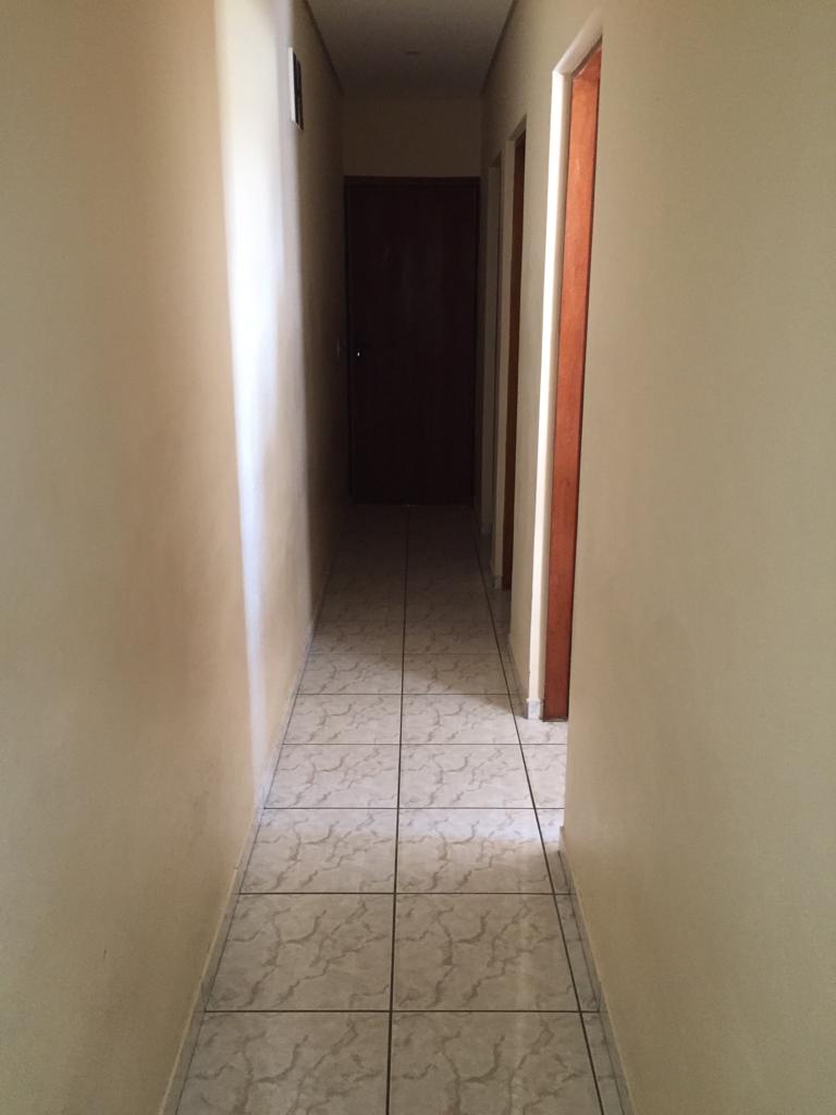 JARDIM PRIMAVERA - MAUÁ - SP - Casa Com 5 Cômodos - 02 Banheiros - Lavanderia - Garagem p/ 02 Carros - VALOR R$ 500.000,00.