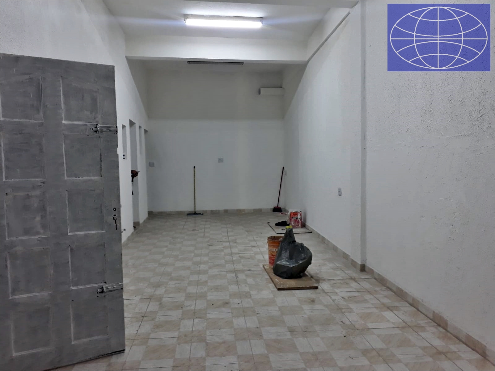 AVENIDA: BARÃO DE MAUÁ, Nº 2072 - MAUÁ - SALÃO COMERCIAL - BANHEIRO - ÁGUA E LUZ SEPARADA - VALOR R$ 1.100,000