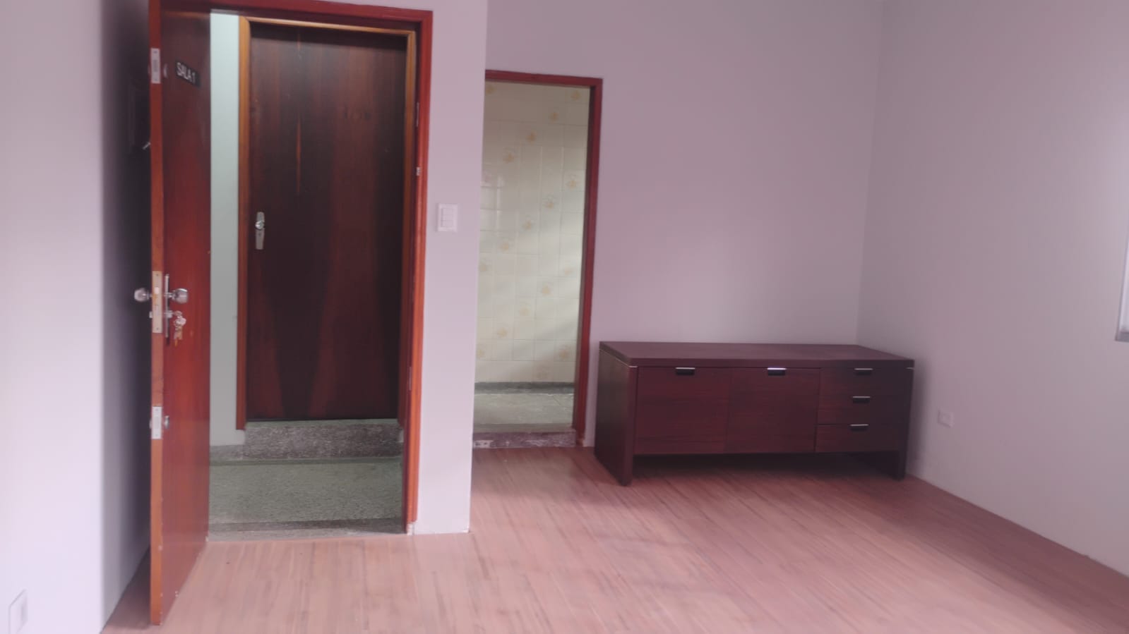 WhatsApp Image 2025-09-30 at 13.12.42 (1).jpeg